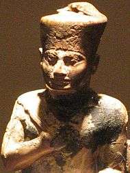 statue of King Khufu